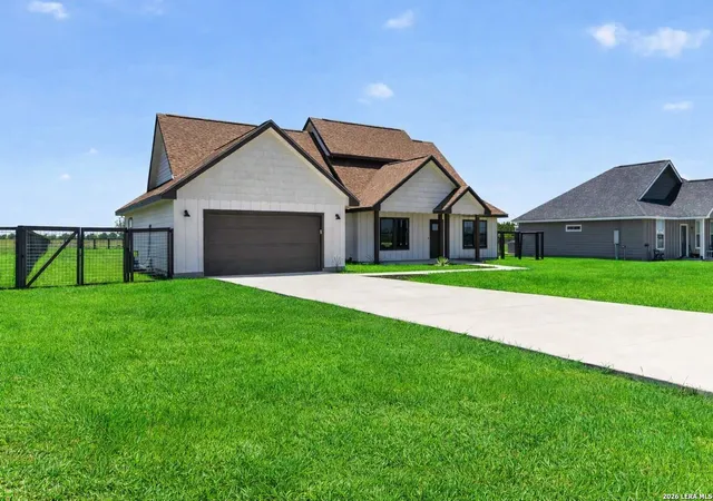 3rd image of 659 Thormeyer Rd, Seguin, TX 78155 | MLS# 2003033