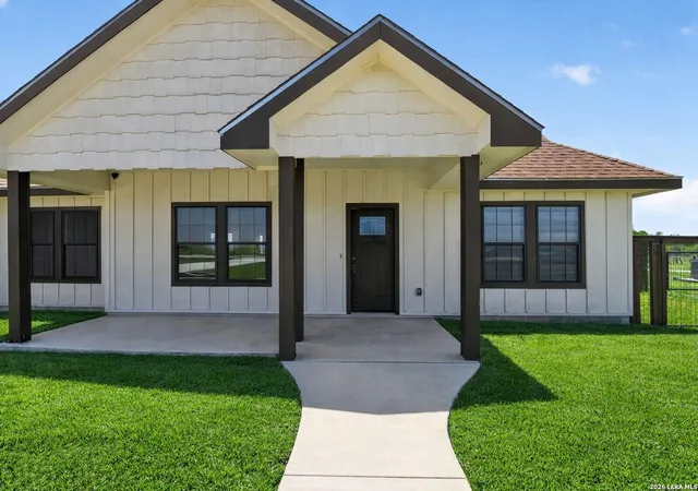 5th image of 659 Thormeyer Rd, Seguin, TX 78155 | MLS# 2003033