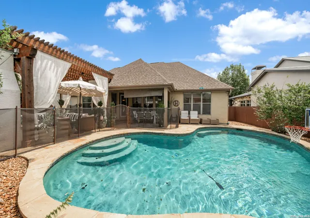 1st image of 421 English Oaks Cir, Boerne, TX 78006 | MLS# 2003047