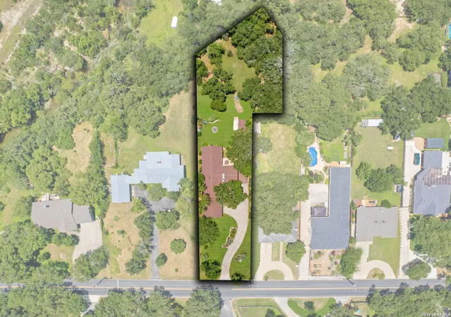 38th image of 532 N School St, Boerne, TX 78006 | MLS# 2003077