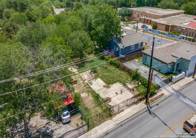 Photo 3 of Land for sale at 624 S Walters, San Antonio, TX 78203 | MLS# 2003078 | Listing updated on 2026-09-12