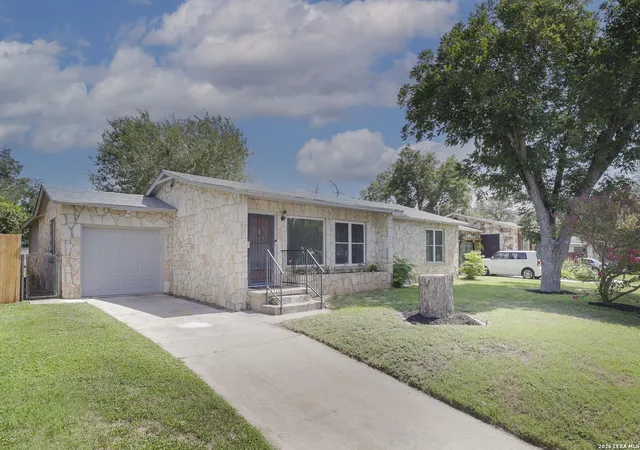 1st image of 1135 Vanderbilt, San Antonio, TX 78210 | MLS# 2003088