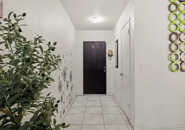 Photo 3 of Single family home for sale at 11805 Rainey Meadow, Live Oak, TX 78233 | MLS# 2003089 | Listing updated on 2026-08-29