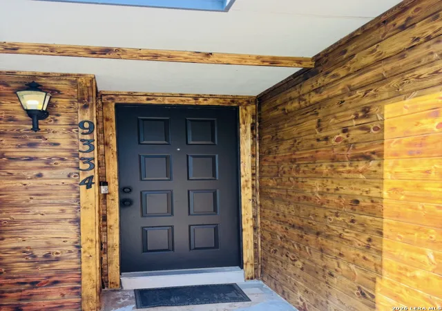 2nd image of 9334 Valley Rdg, San Antonio, TX 78250 | MLS# 2003133