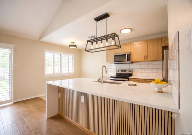 1st image of 6202 Ridge Arbor St, San Antonio, TX 78250 | MLS# 2003152