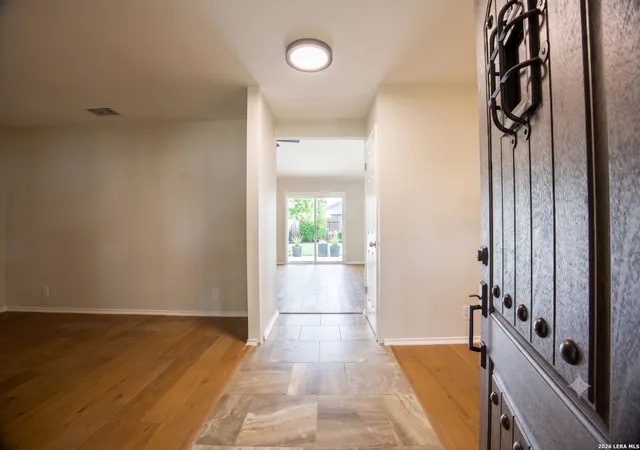 5th image of 6202 Ridge Arbor St, San Antonio, TX 78250 | MLS# 2003152