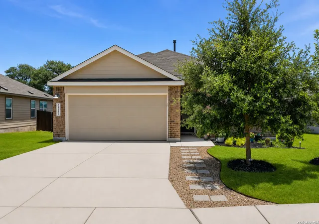 2nd image of 31650 Acacia Vista, Bulverde, TX 78163 | MLS# 2003158