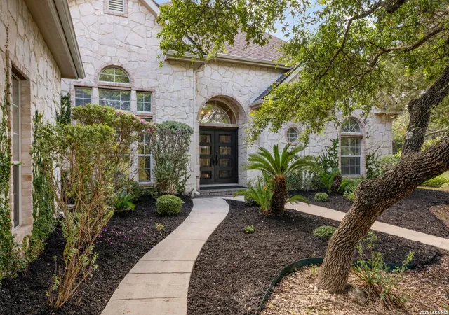 Photo 3 of Single family home for sale at 22819 Central Pr, San Antonio, TX 78255 | MLS# 2003161 | Listing updated on 2026-09-19