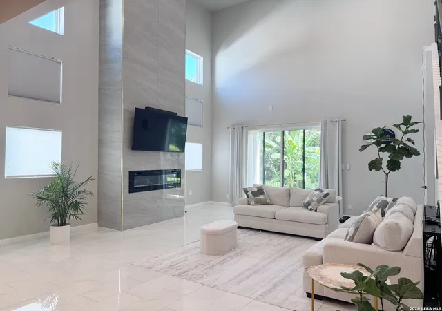Photo 3 of Single family home for sale at 11 Liser Gln, San Antonio, TX 78257 | MLS# 2003180 | Listing updated on 2026-08-04
