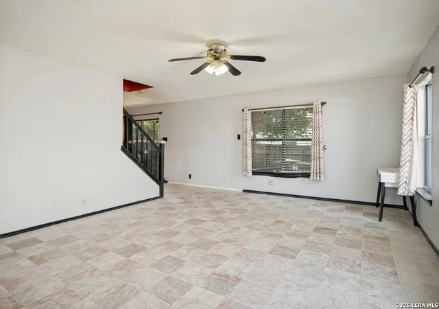 5th image of 9938 Kelton Dr, San Antonio, TX 78250 | MLS# 2003200