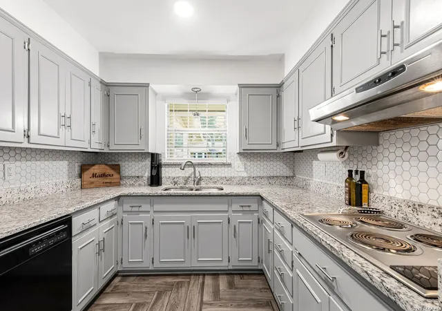 Photo 3 of Sale Pending at 14414 Chadbourne St, San Antonio, TX 78232 | MLS# 2003202 | Listing updated on 2026-08-26