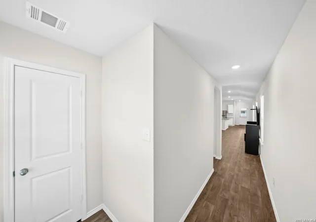 Photo 4 of Single family home for sale at 12118 Pease Riv, San Antonio, TX 78245 | MLS# 2003216 | Listing updated on 2026-09-21