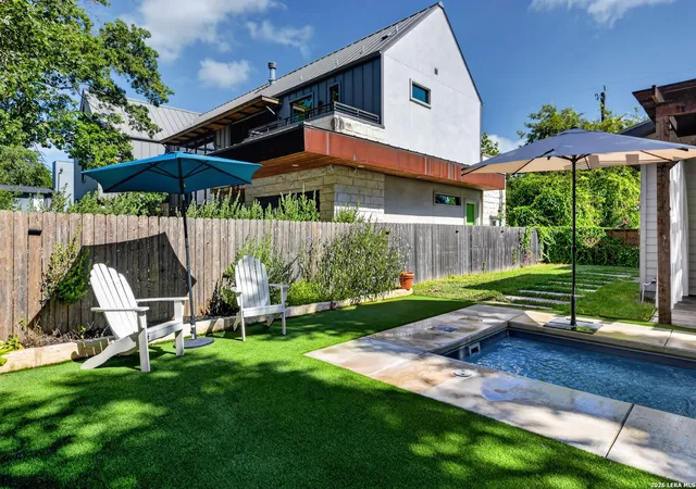 Photo 4 of Single family home for sale at 426 E Fest, San Antonio, TX 78204 | MLS# 2003218 | Listing updated on 2026-09-11