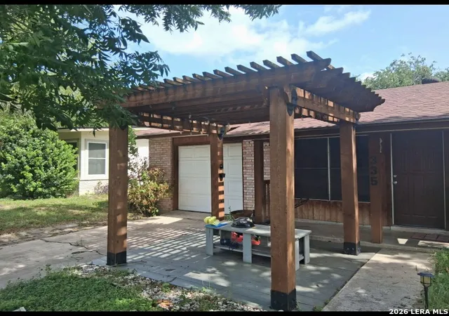 Photo 1 of Single family home for sale at 335 Radiance Ave, San Antonio, TX 78218 | MLS# 2003220 | Listing updated on 2026-08-05