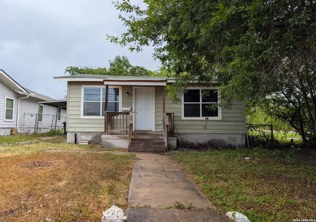 Photo 3 of Sale Pending at 523 Rotary, San Antonio, TX 78202 | MLS# 2003258 | Listing updated on 2026-09-10