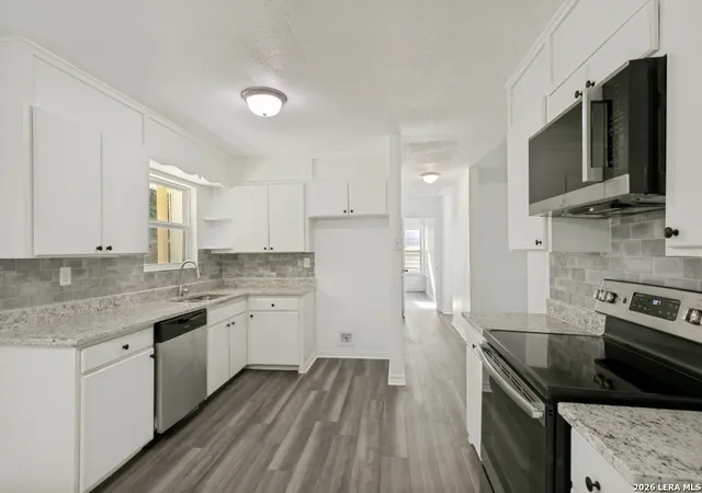 Photo 4 of Single family home for sale at 451 Hialeah Ave, San Antonio, TX 78218 | MLS# 2003263 | Listing updated on 2026-09-18