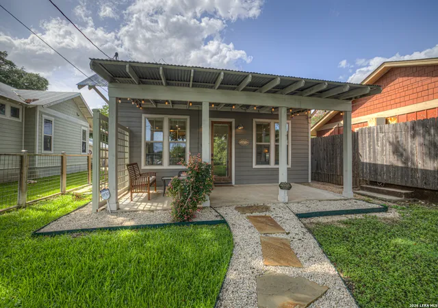 Photo 4 of Sale Pending at 349 E South, New Braunfels, TX 78130 | MLS# 2003264 | Listing updated on 2026-09-25