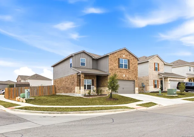 Photo 3 of Single family home for sale at 9142 Canvas Run, Converse, TX 78109 | MLS# 2003271 | Listing updated on 2026-09-03