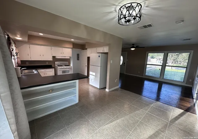 1st image of 224 Prospect St, Seguin, TX 78155 | MLS# 2003274