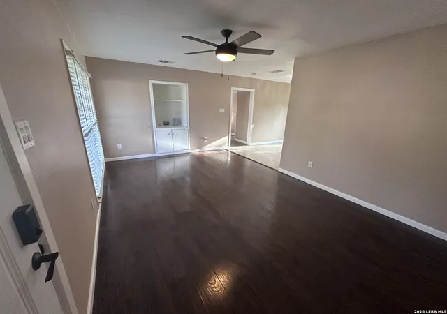 4th image of 224 Prospect St, Seguin, TX 78155 | MLS# 2003274