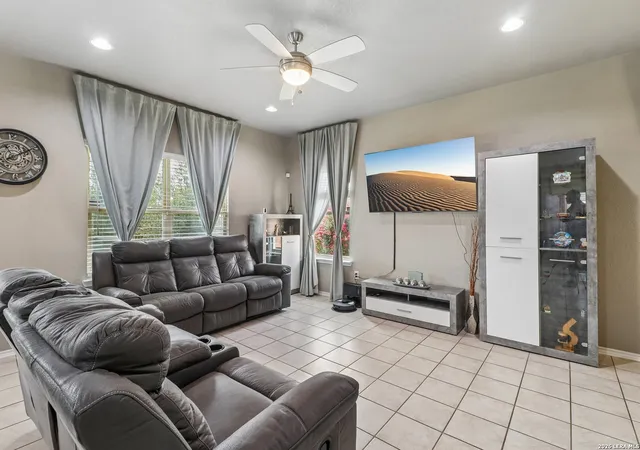Photo 3 of Single family home for sale at 102 Katy Way, San Antonio, TX 78220 | MLS# 2003277 | Listing updated on 2026-09-19