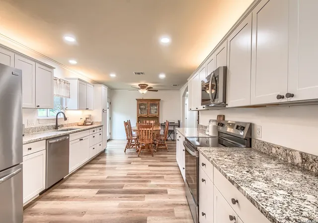 5th image of 127 Hillcrest, La Vernia, TX 78121 | MLS# 2003302