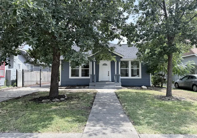 Photo 1 of Single family home for sale at 1846 W Mulberry Ave, San Antonio, TX 78201 | MLS# 2003309 | Listing updated on 2026-09-11