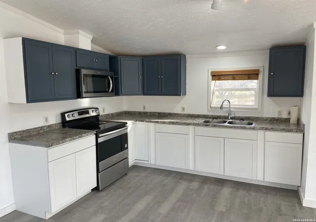 4th image of 122 County Road 3052, Orange Grove, TX 78372 | MLS# 2003324