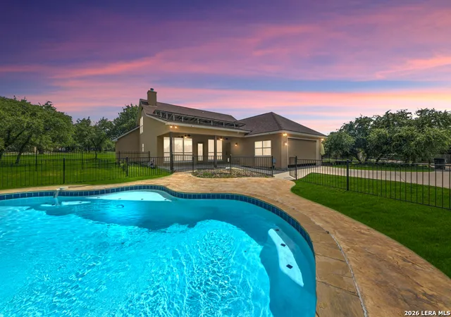 Photo 1 of Single family home for sale at 200 Texas Country Dr, New Braunfels, TX 78132 | MLS# 2003340 | Listing updated on 2026-09-19