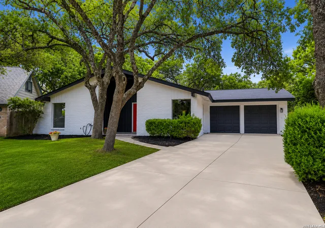 Photo 3 of Sale Pending at 5902 Forest Cv, San Antonio, TX 78240 | MLS# 2003345 | Listing updated on 2026-08-05