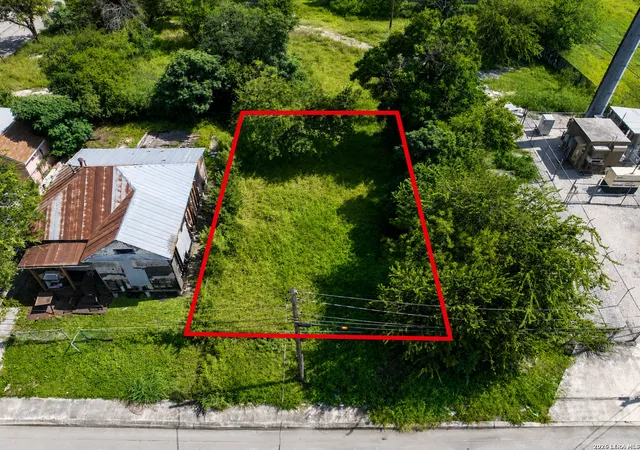 1st image of 908 & 910 San Luis St, San Antonio, TX 78207 | MLS# 2003354