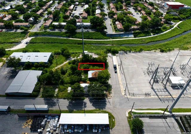 4th image of 908 & 910 San Luis St, San Antonio, TX 78207 | MLS# 2003354