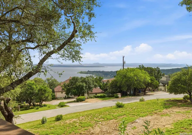 Photo 2 of Single family home for sale at 785 Lake Frst, Canyon Lake, TX 78133 | MLS# 2003375 | Listing updated on 2026-09-01