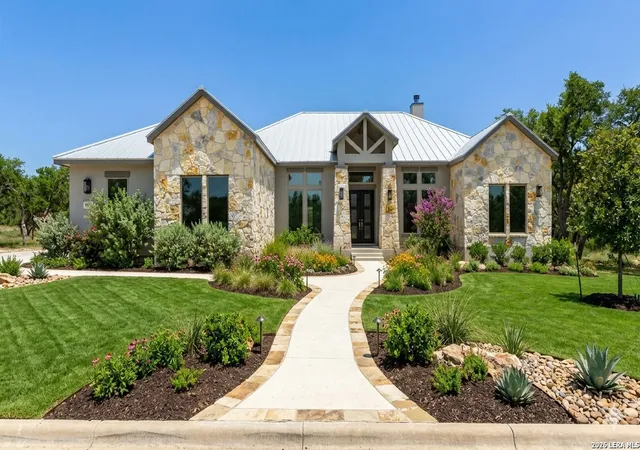 3rd image of 34784 High Gate Rd, Bulverde, TX 78163 | MLS# 2003380