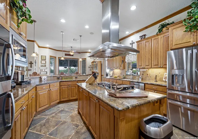 Photo 4 of House for sale at 1958 County Road 237, Falls City, TX 78113 | MLS# 2003417 | Listing updated on 2026-08-07