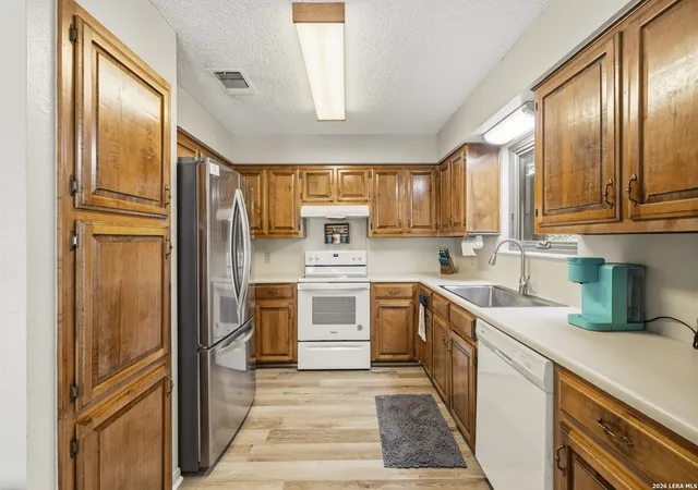 Photo 3 of Single family home for sale at 1445 N Gloucester Point, Kerrville, TX 78028 | MLS# 2003434 | Listing updated on 2026-08-18