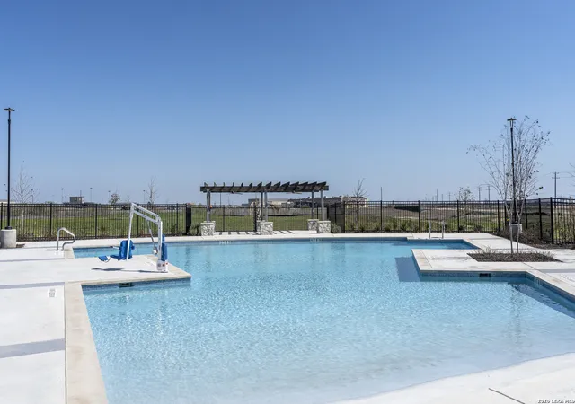 Photo 4 of Single family home for sale at 4806 Broadside Avenue, Von Ormy, TX 78073 | MLS# 2003458 | Listing updated on 2026-10-07