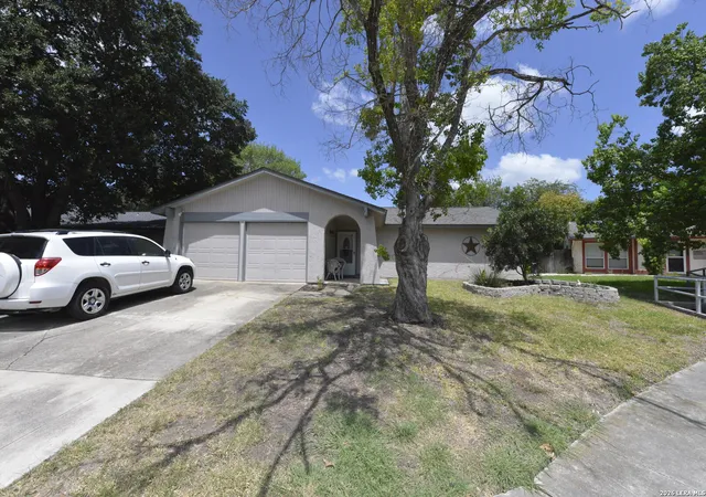 Photo 1 of Sale Pending at 7817 Hunter Oaks, Live Oak, TX 78233 | MLS# 2003499 | Listing updated on 2026-08-27