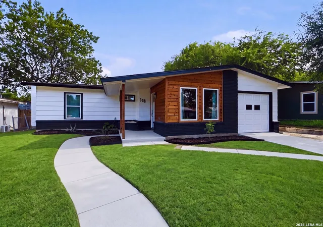 Photo 1 of Single family home for sale at 338 Saratoga Dr, San Antonio, TX 78213 | MLS# 2003500 | Listing updated on 2026-07-31