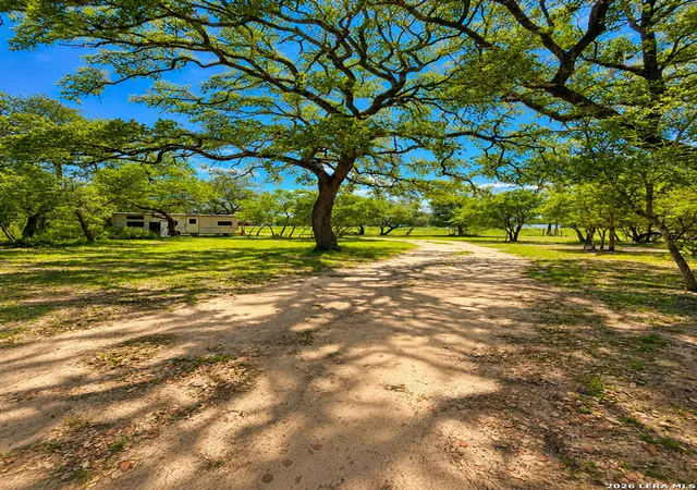 Photo 3 of Single family home for sale at 24217 S Us Hwy 281, San Antonio, TX 78264 | MLS# 2003507 | Listing updated on 2026-08-07