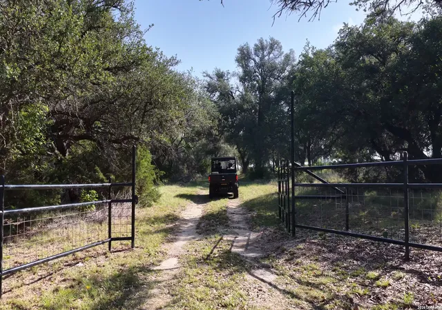2nd image of 4113 Trainer Wuest Rd, Blanco, TX 78606 | MLS# 2003514