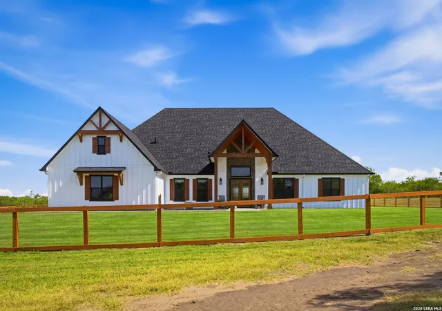 Photo 1 of Single family home for sale at 1703 Fm 885, Runge, TX 78151 | MLS# 2003515 | Listing updated on 2026-08-07