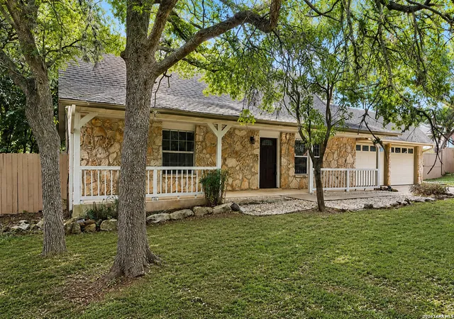 Photo 3 of Single family home for sale at 28028 Bonn Mountain St, San Antonio, TX 78260 | MLS# 2003525 | Listing updated on 2026-10-07