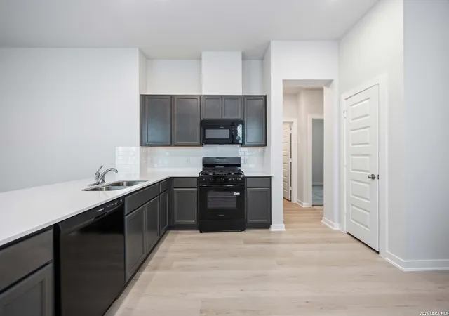 Photo 3 of Sale Pending at 8517 Merlin Cv, San Antonio, TX 78218 | MLS# 2003530 | Listing updated on 2026-08-12