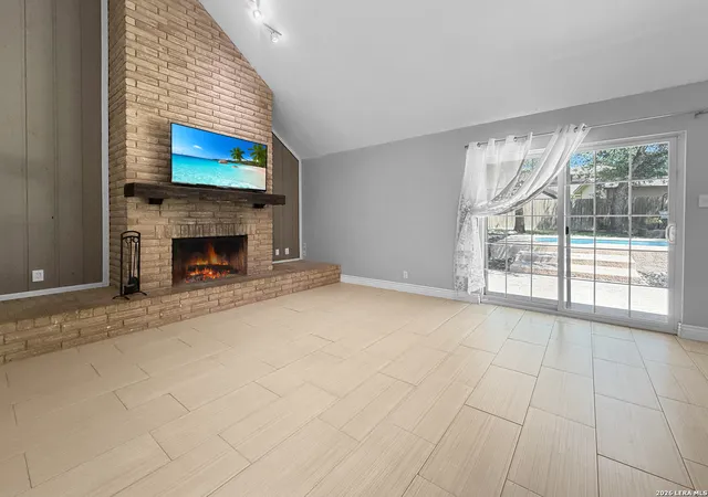 Photo 4 of Sale Pending at 8519 Ridge Stone St, San Antonio, TX 78251 | MLS# 2003561 | Listing updated on 2026-08-24