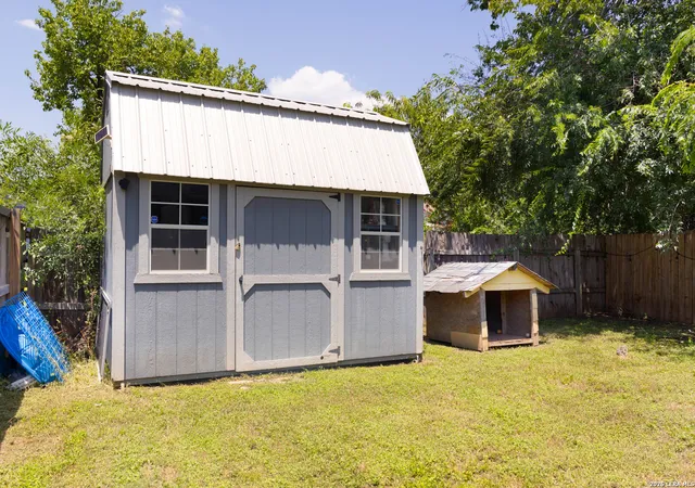 Photo 23 of Single family home for sale at 6227 Valley Queen, San Antonio, TX 78250 | MLS# 2003584 | Listing updated on 2026-08-07