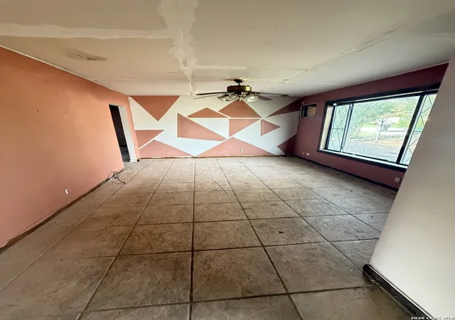 Photo 3 of Sale Pending at 610 Brookview Dr, San Antonio, TX 78213 | MLS# 2003598 | Listing updated on 2026-08-10