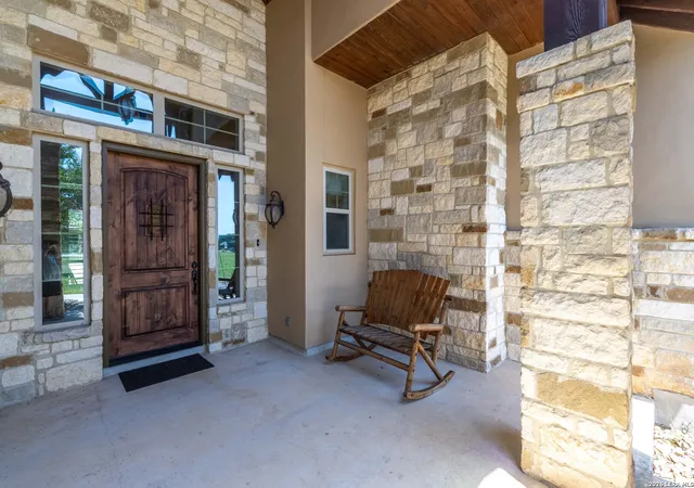 3rd image of 762 Buckskin Trl, Bandera, TX 78003 | MLS# 2003600