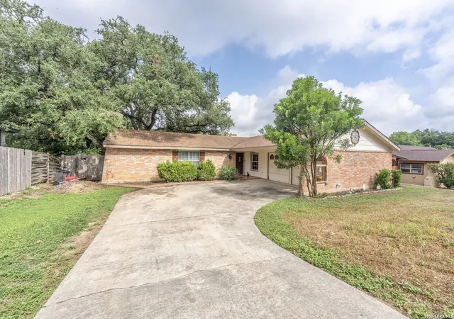 Photo 1 of Single family home for sale at 16611 Burr Hill St, San Antonio, TX 78247 | MLS# 2003609 | Listing updated on 2026-09-15
