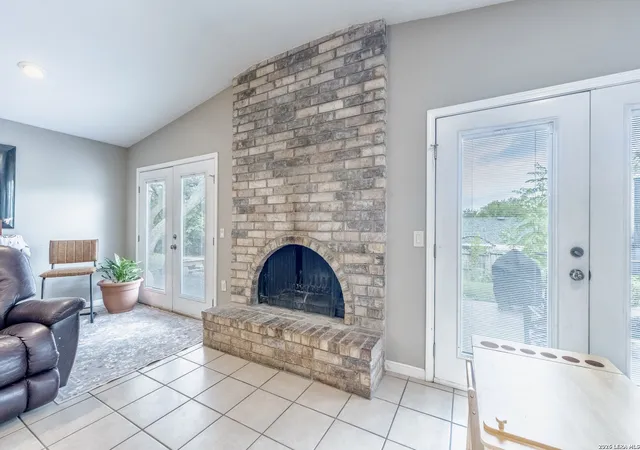 Photo 4 of Single family home for sale at 16611 Burr Hill St, San Antonio, TX 78247 | MLS# 2003609 | Listing updated on 2026-09-15
